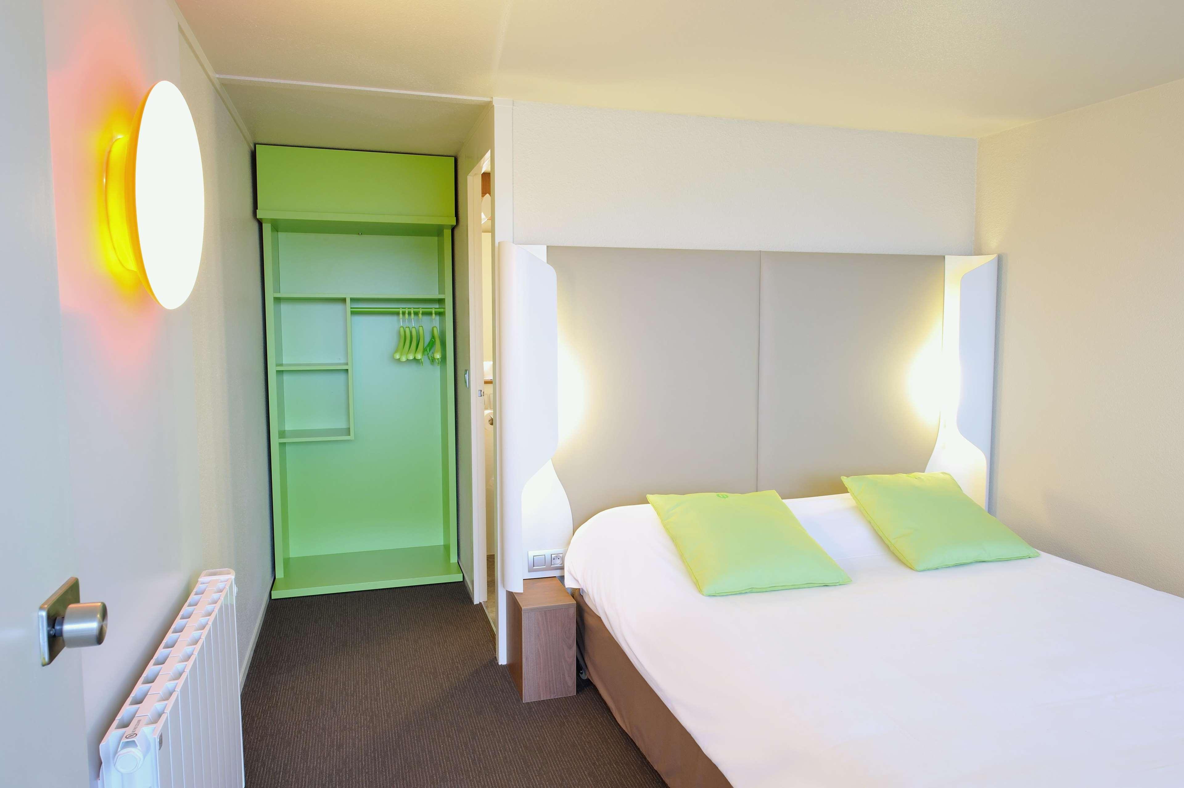 Hotel Campanile Reims Est - 3*