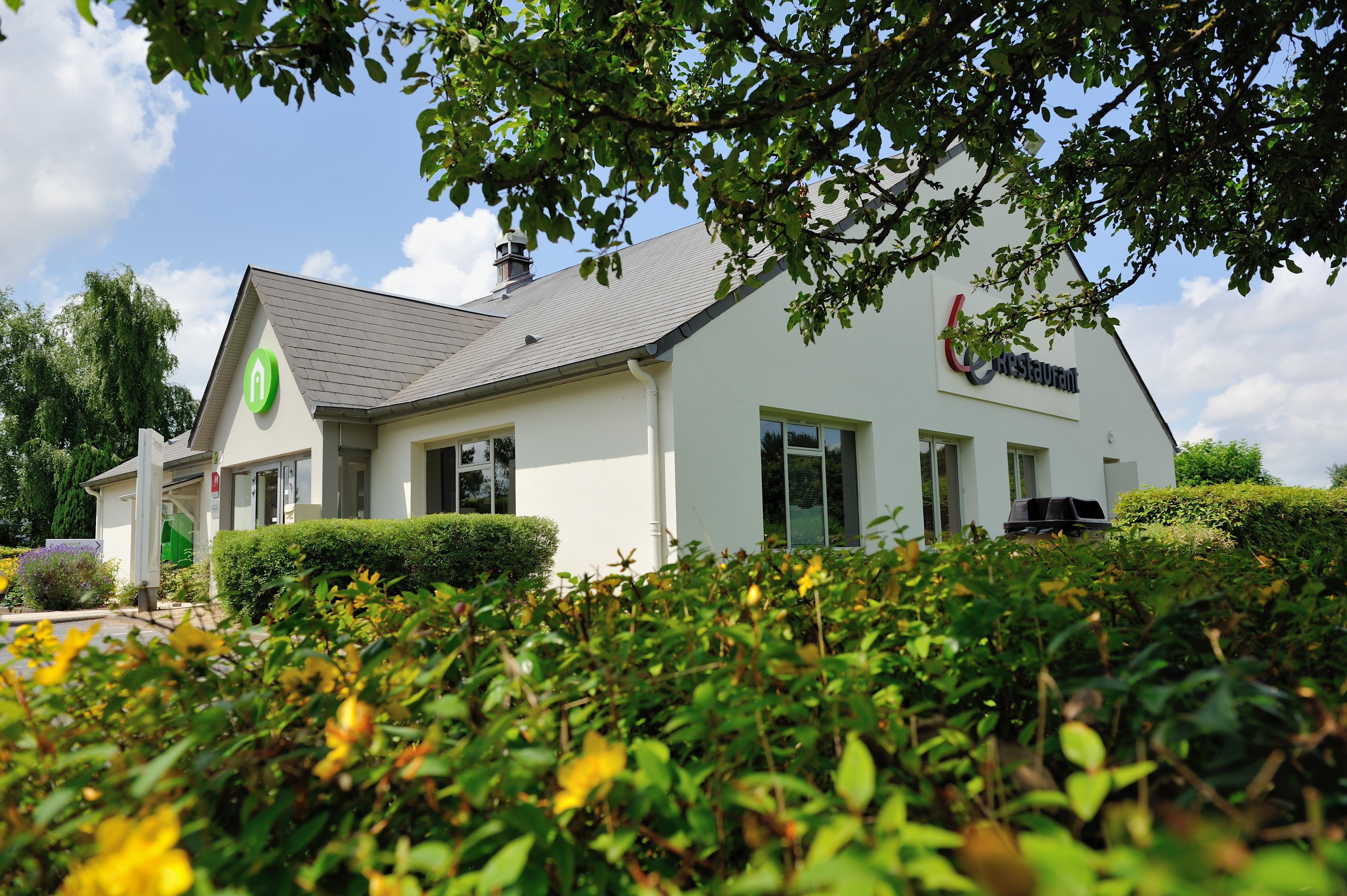 Campanile Reims Est - Hotel Taissy