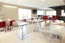 Campanile Reims Est - 3*