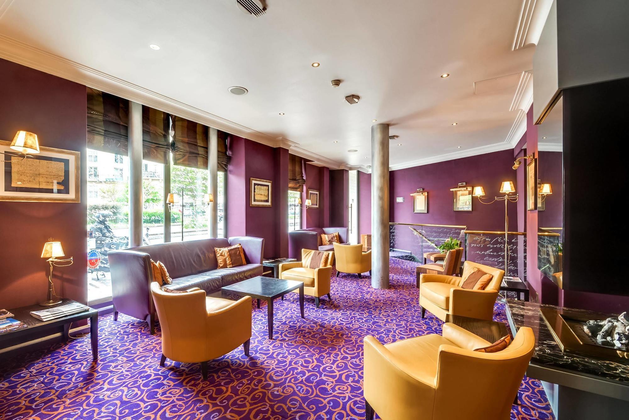 Campanile Reims Est - Hotel 3*